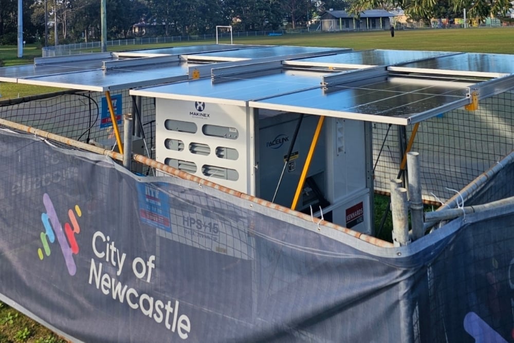 Throsby Creek with a Kennards Hire power generator on site